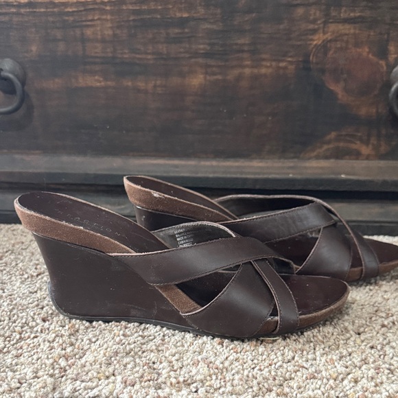 Kenneth Cole Reaction Dark Brown Leather Mules - Picture 5 of 8